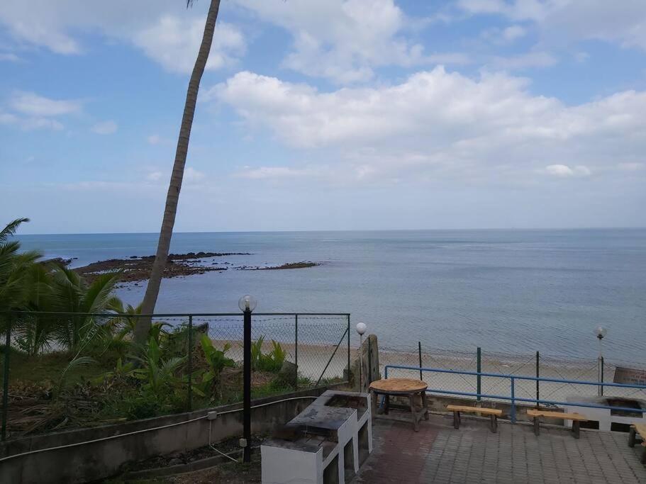 Nat'S Seri Bulan Beach, Pool Home @Teluk Kemang Port Dickson Eksteriør bilde